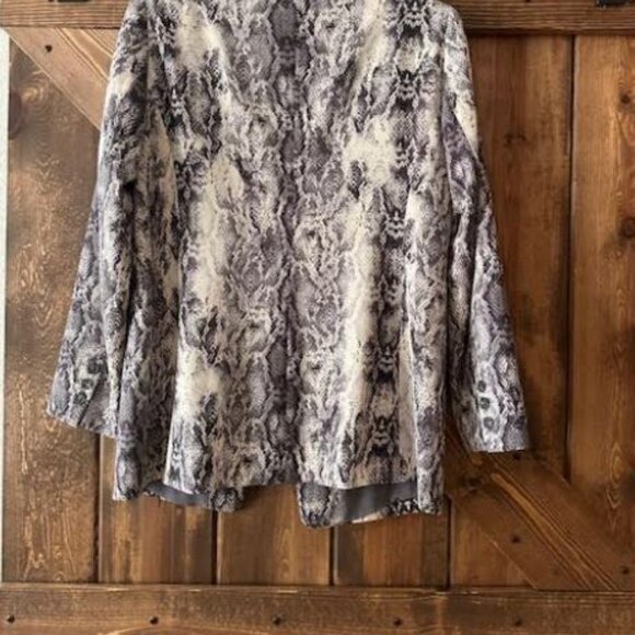 Vince Camuto Black White Gray Snake Skin Print Blazer Jacket Sz 12 NWT - Picture 12 of 16